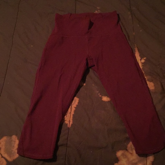 lululemon athletica Pants - Lululemon Dark Red Train Times Crop